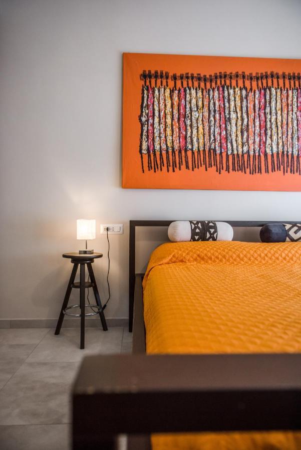 Casa 3 Santi, Your Contemporary Home In Rome Roma Exterior foto